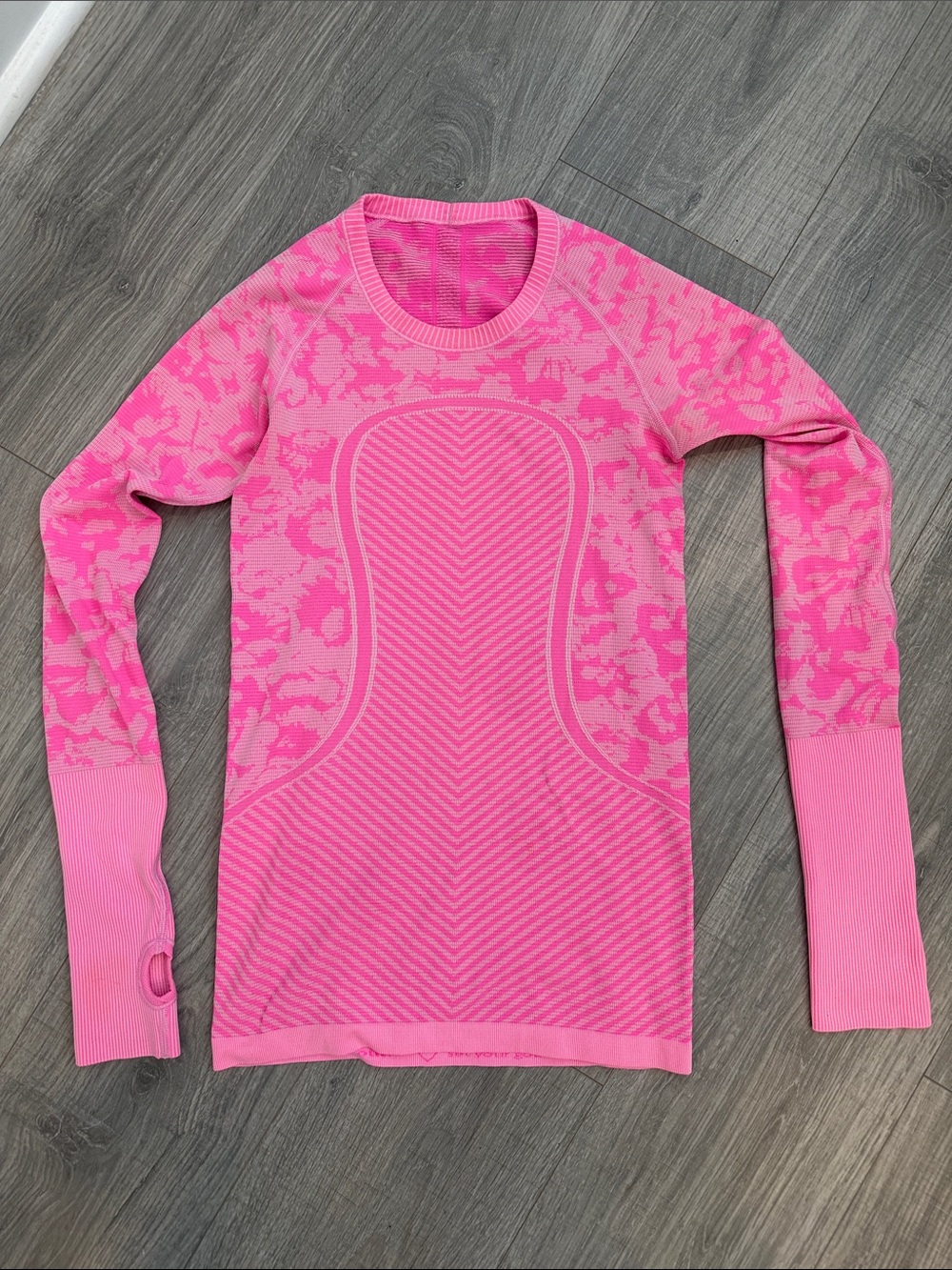 lululemon athletica Pink Seamless Long Sleeve Top Size 4